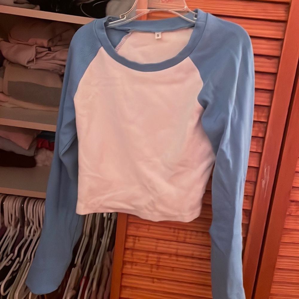 Baseball tee crop top, size small